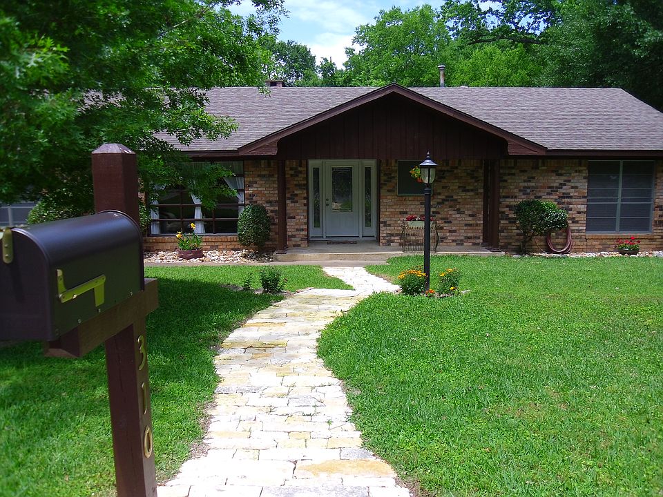 1st image of 310 Cordell Dr