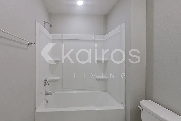 4694 Malay Cir — Photo 13