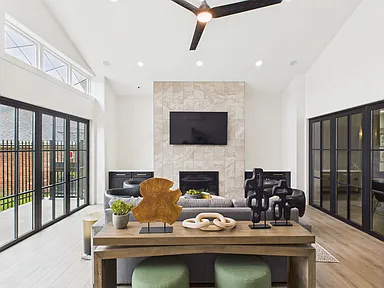 The Rail (3Bed 2.5Bath)