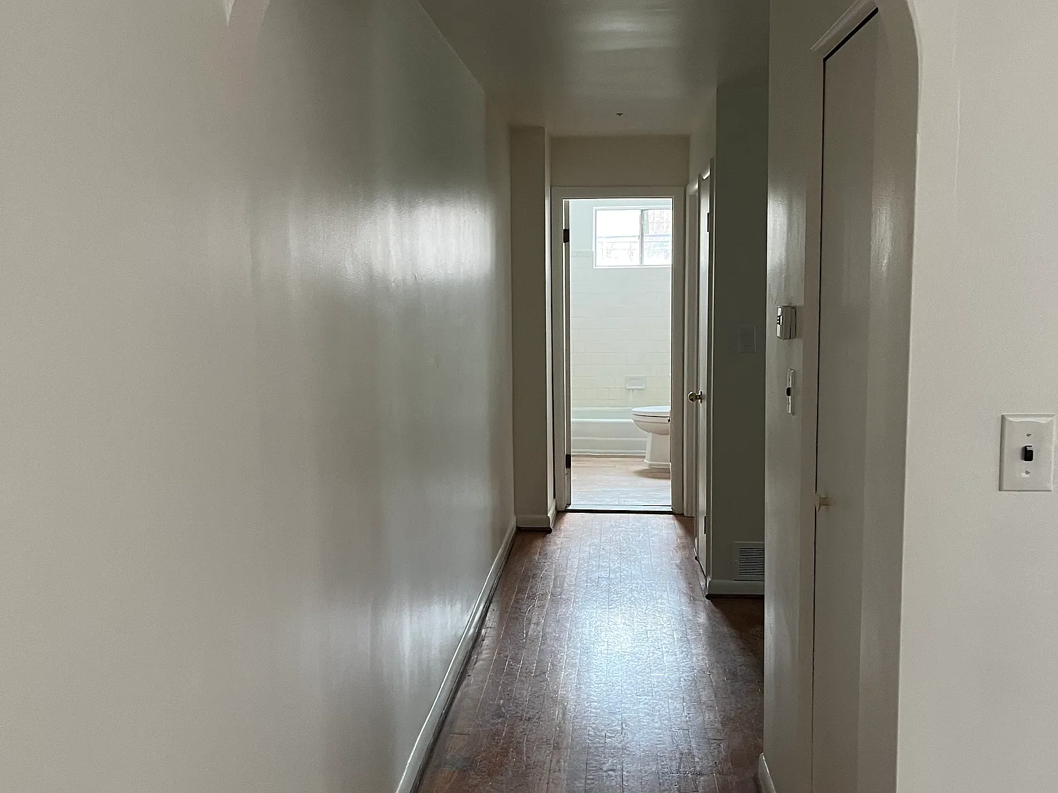 1 bed, 700 sqft, $1,050 — Photo 4
