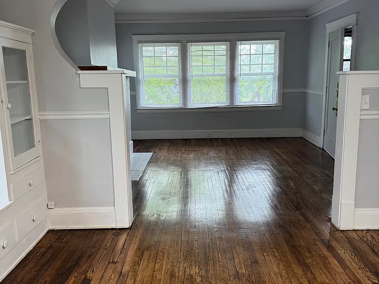 1629 Hillcrest Rd — Photo 1