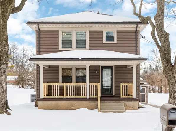1584 N Central Dr, Dayton, OH 45432