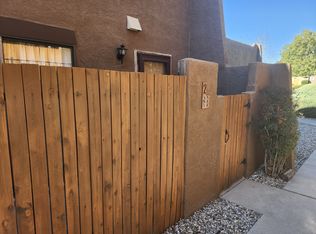 5801 Lowell St NE APT 2B, Albuquerque, NM 87111