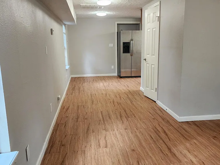 15906 Long Neck Dr — Photo 13