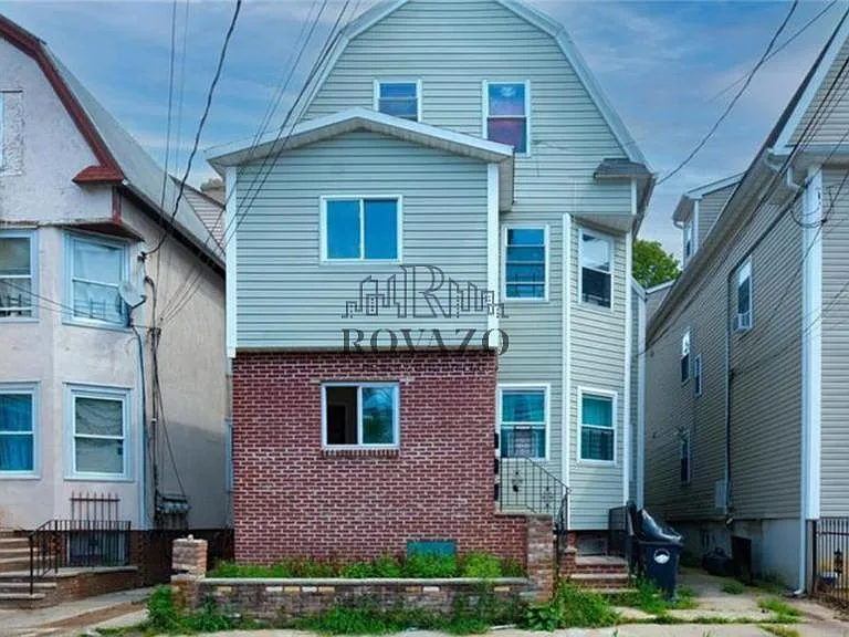 50 Halsted St #2 — Photo 1