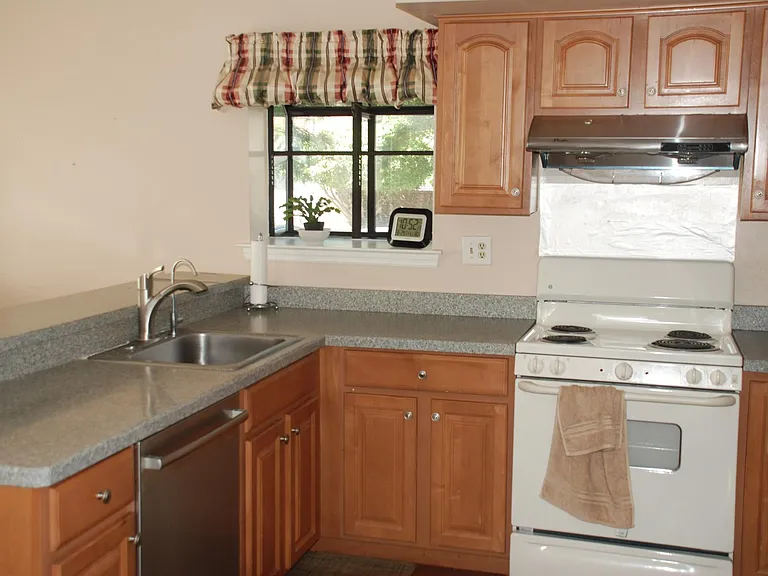 28 Knox Ct — Photo 5