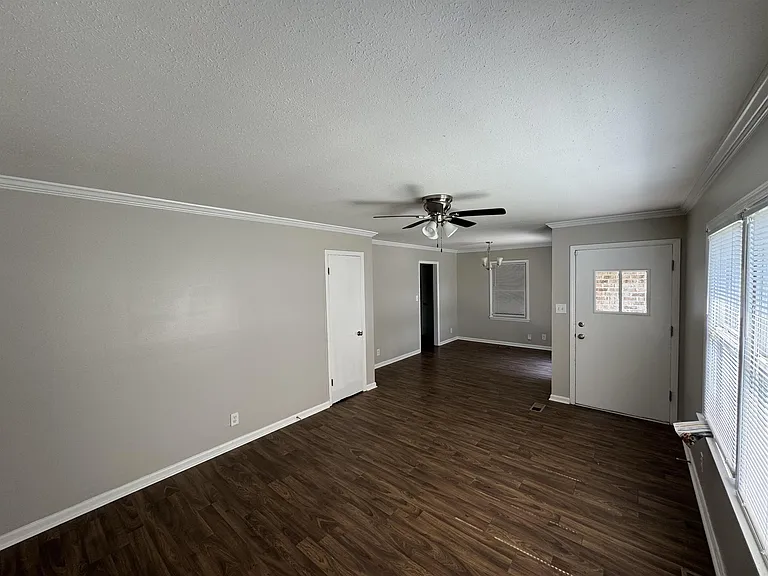 3106 Pulaski Pike NW — Photo 12