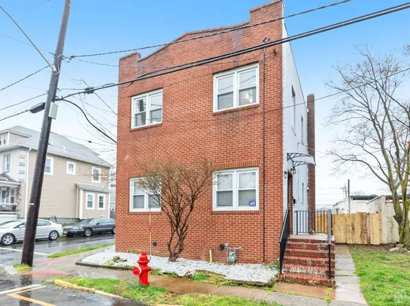 80 Coley St, Woodbridge, NJ 07095