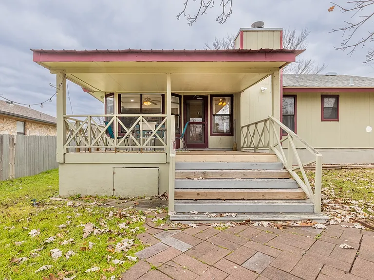 2202 Oxford Blvd — Photo 50