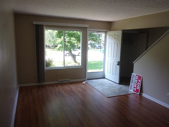 3rd image of 2289 Echo Valley Dr
