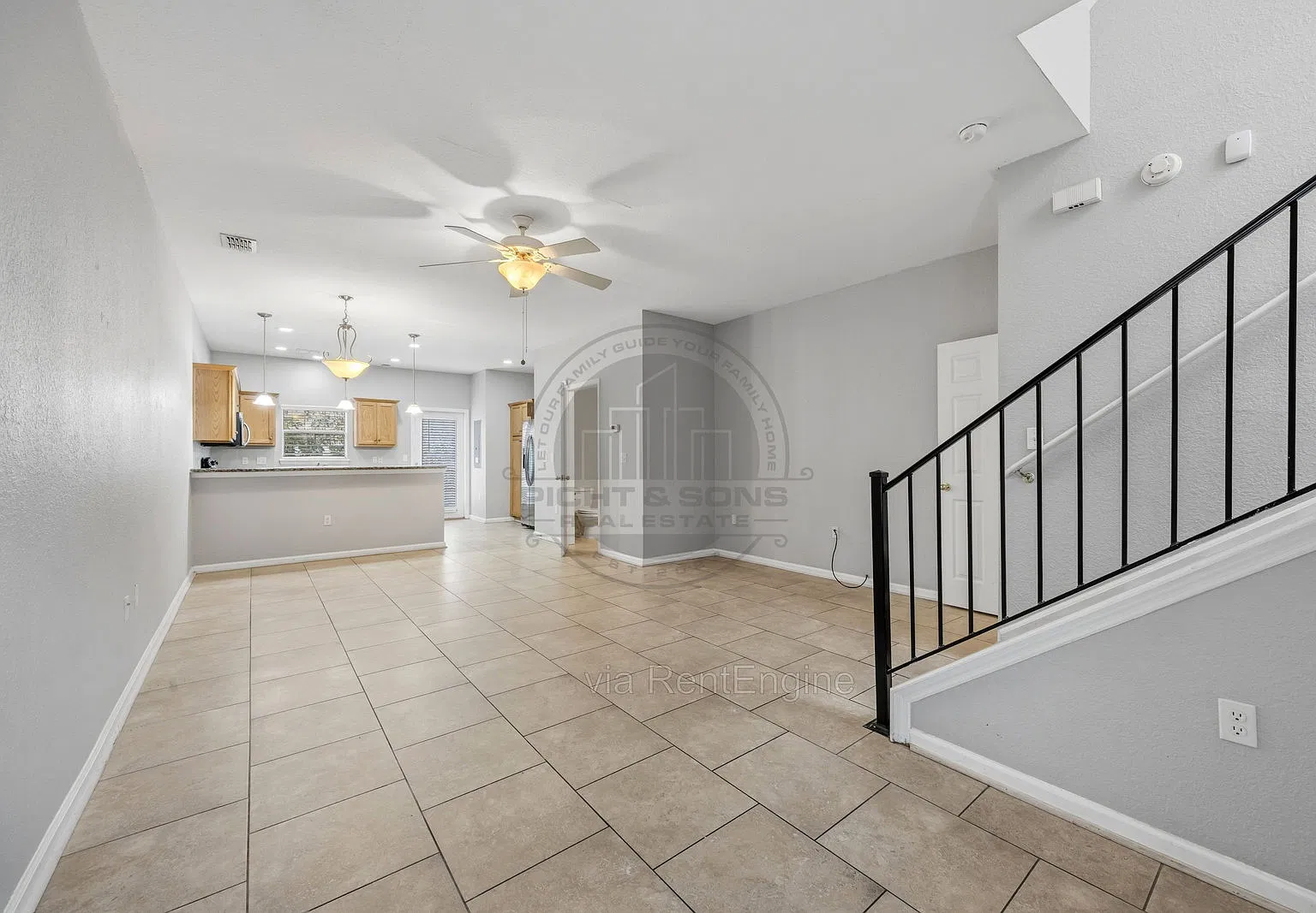 3 bed, 3.5 bath, 1802 sqft, $1,695 — Photo 2