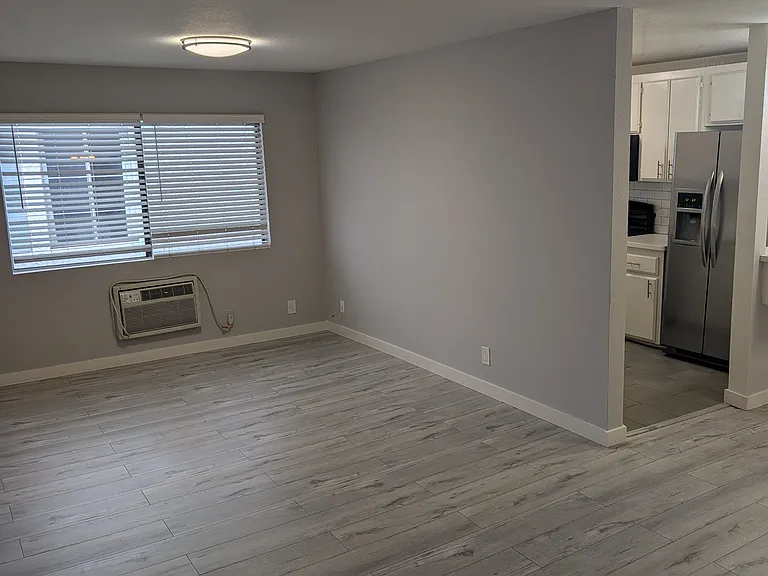 7014 Lanewood Ave #6 — Photo 7