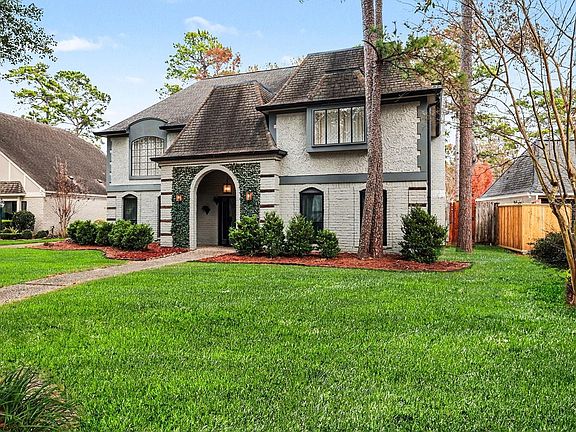 3rd image of 9530 Arcade Dr