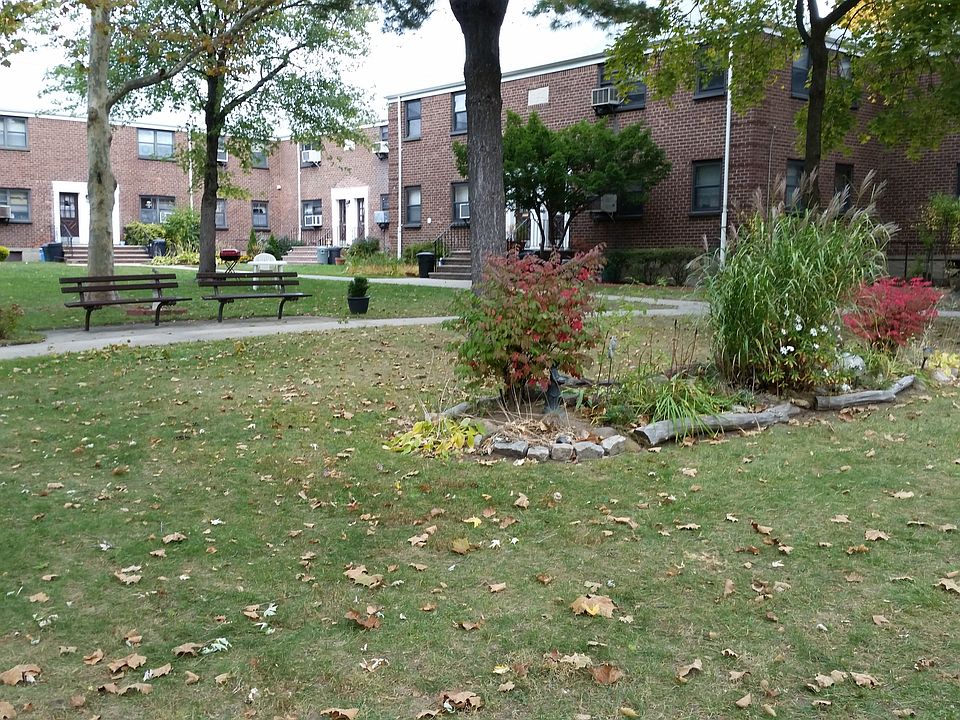 1st image of 160-35 17ave #1