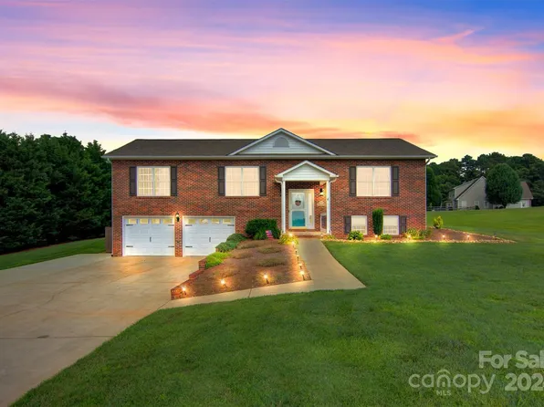 5296 Moore Acres Dr #77, Granite Falls, NC 28630