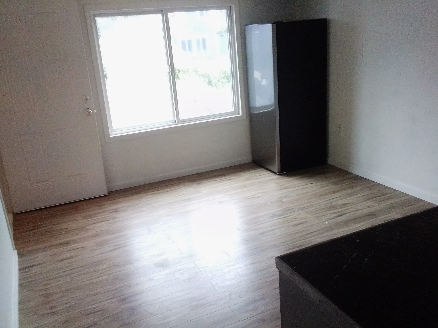 2 bed, 530 sqft, $2,300 — Photo 1