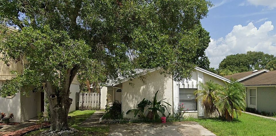 1st image of 10503 Parkcrest Dr