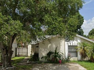 10503 Parkcrest Dr, Tampa, FL 33624