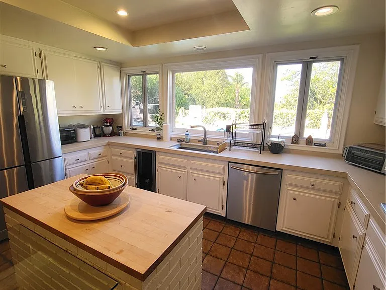 191 Dapplegray Rd — Photo 10