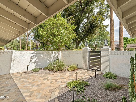 5th image of 319 W OCOTILLO Road
