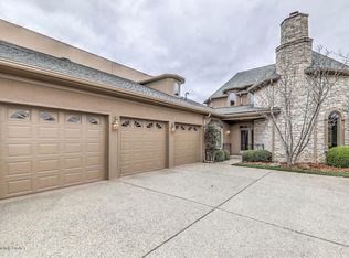 2702 Alia Cir, Louisville, KY 40222
