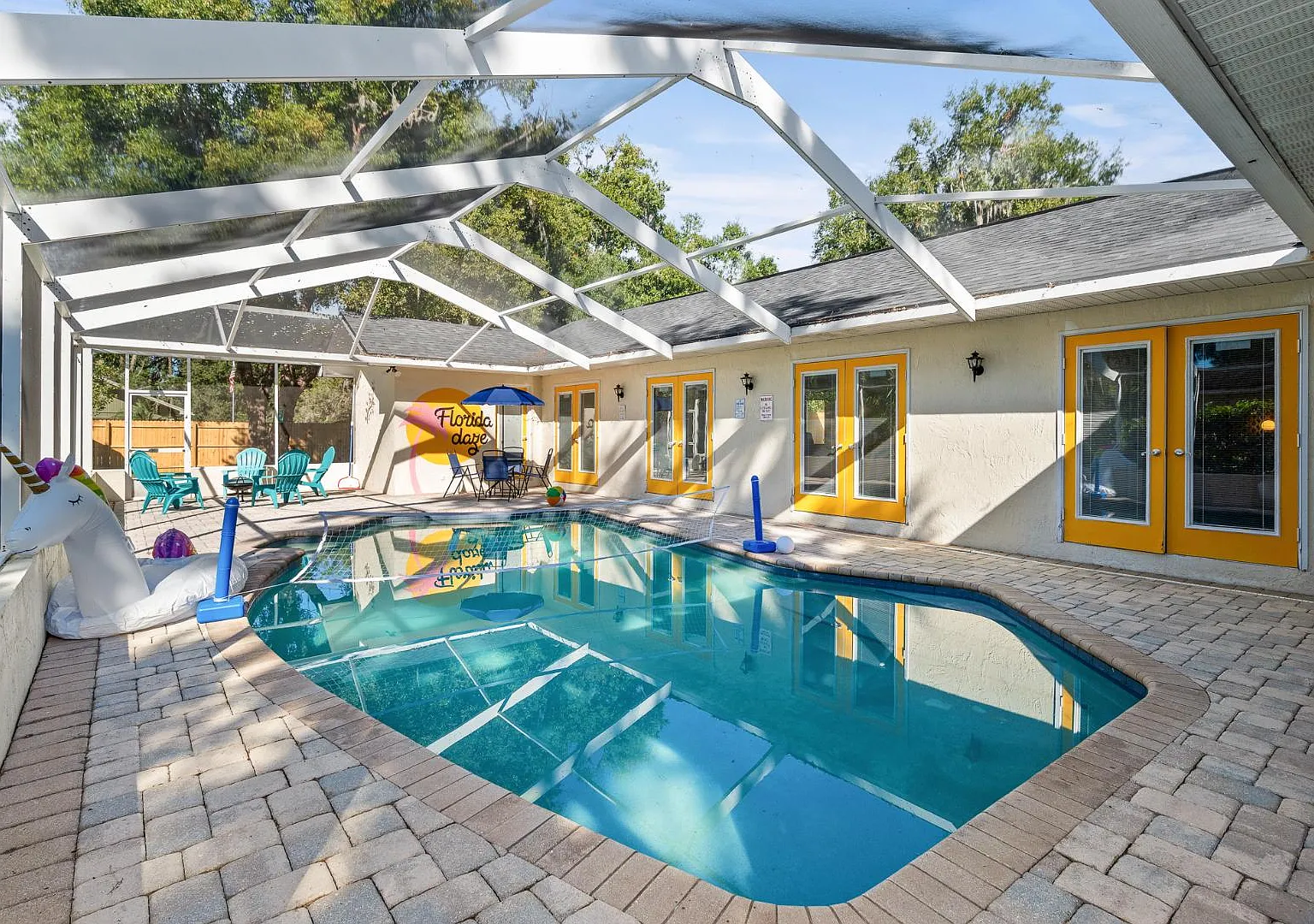 808 Arietta Dr — Photo 1