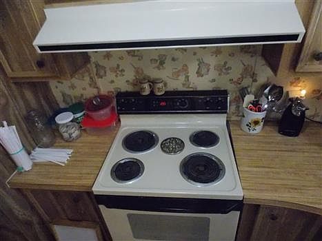 4th image of 1301 Marwood St