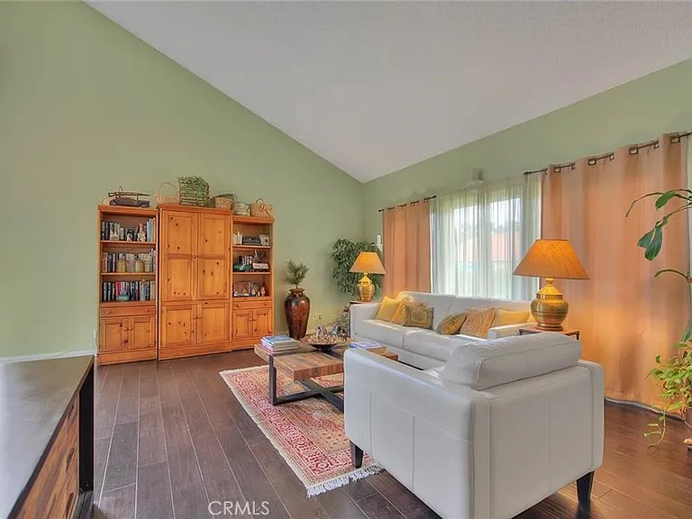 1449 Rolling Knoll Rd — Photo 8