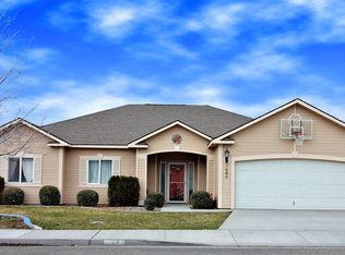 1484 Desert Springs Ave, Richland, WA 99352