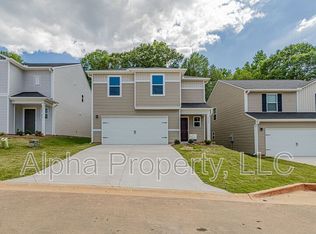 4107 Garrison Ln, Boiling Springs, SC 29316