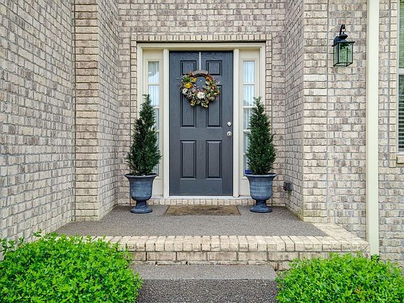 2nd image of 2644 Lakeside Meadows Dr