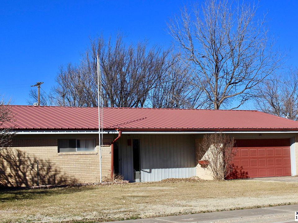 1st image of 125 Armstrong Ave