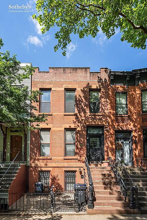 2-bedroom apartment for sale in Park Slope