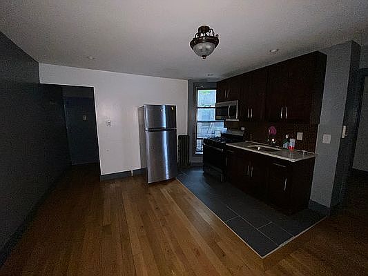 3rd image of 1632 Nostrand Ave #1R