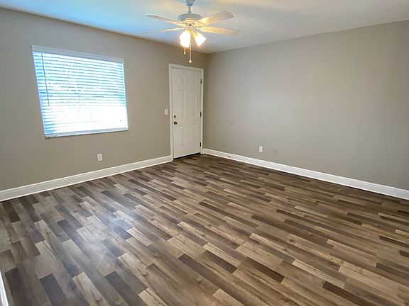 3rd image of 107 Karde Ln APT H