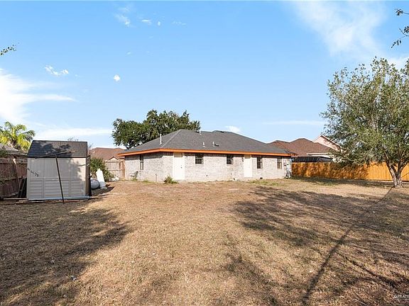 3rd image of 1320 Valle Verde Dr