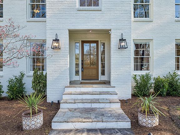 3rd image of 3007 Braintree Rd