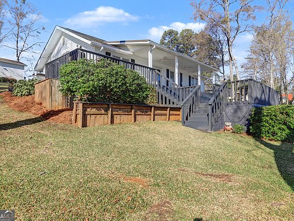 3rd image of 291 Burtom Rd