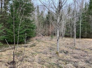 Off #M28, Munising, MI 49862