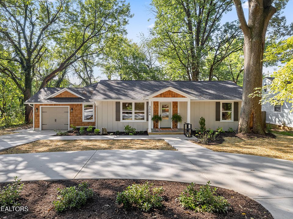 1st image of 3044 Kenilworth Ln