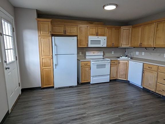 4th image of 1548-1558 Highland Ave #14
