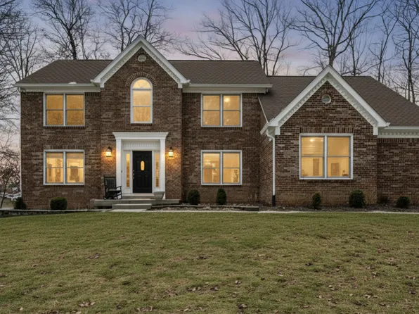 721 Howe Dr, Carmel, IN 46032