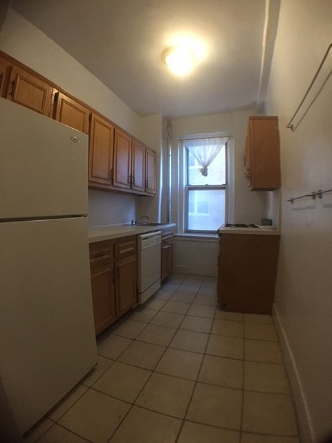 1st image of 36 Plaza St E APT 6B