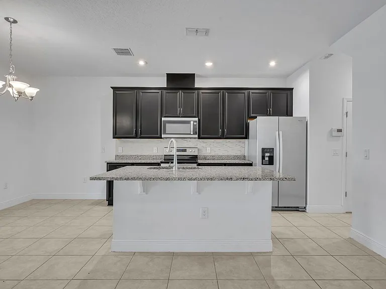 1351 Merrydale Way — Photo 10