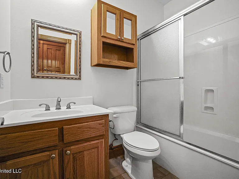 15301 Parker Rd — Photo 26