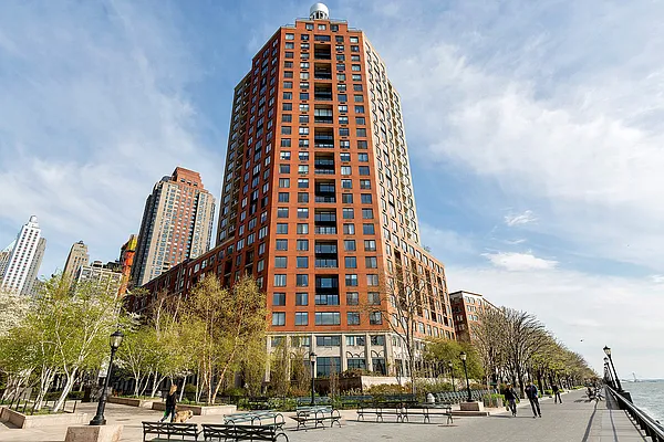Rented by Battery Park Realty | media 9