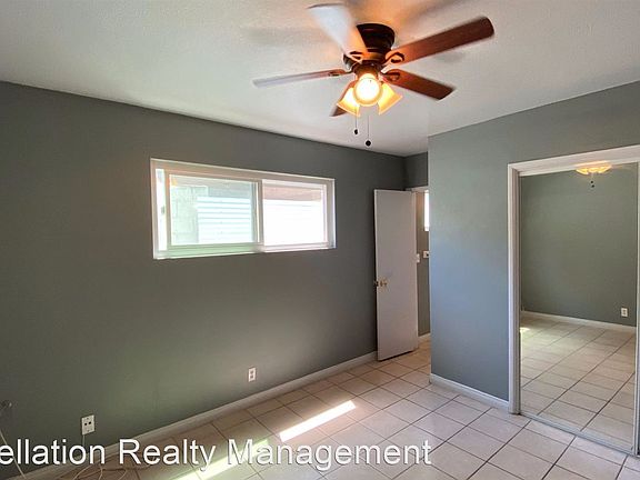 5th image of 1235 Center Ave APT 5
