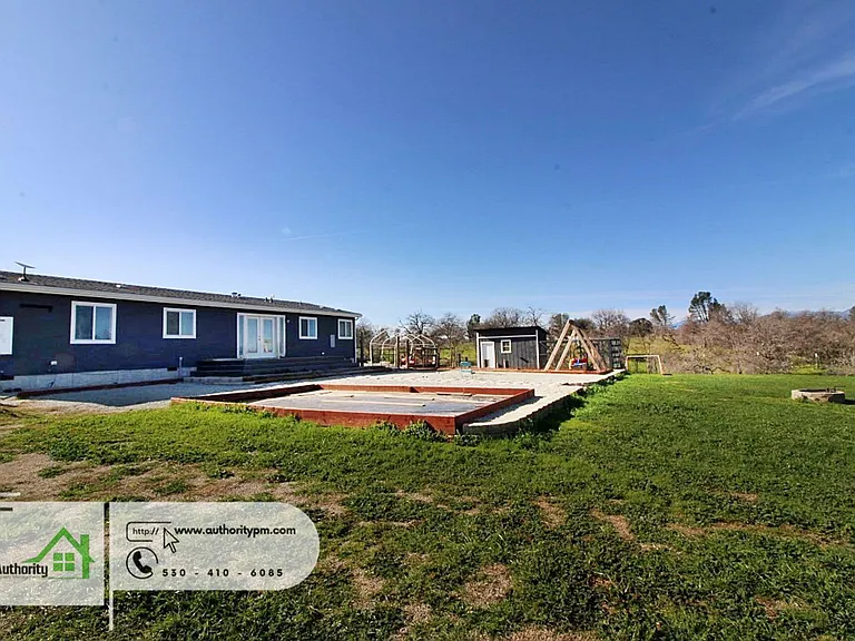 18848 Lorina Dr — Photo 28