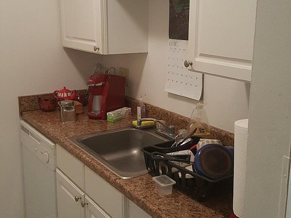 5th image of 4228 Allendorf Dr APT 8