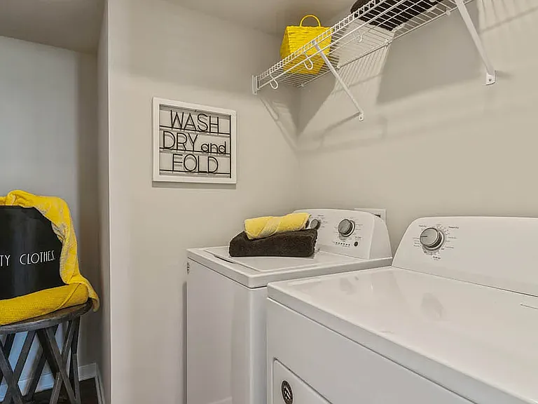 869 NE Traverse Dr #1 — Photo 15